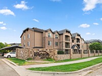 Building Photo - 1045 S 1700 W