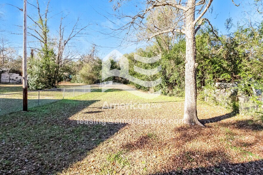 Building Photo - 1607 Lee St