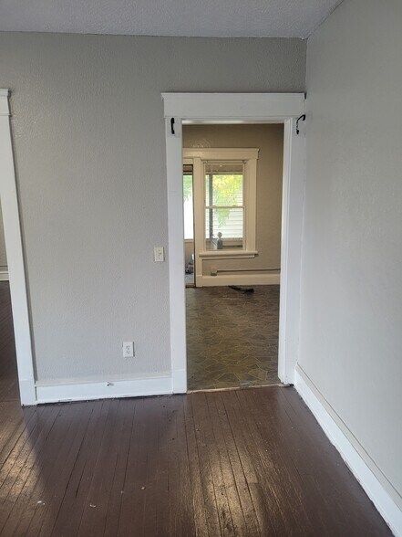 Extra room - 9703 Denison Ave