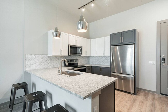 Kitchen - unfurnished - Northside Apartments