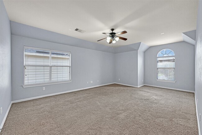 Building Photo - 14727 Bronze Finch Dr