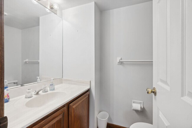 Building Photo - COMING SOON - Spacious 2-Bed, 3.5-Bath Townhouse with Stunning Lake Views