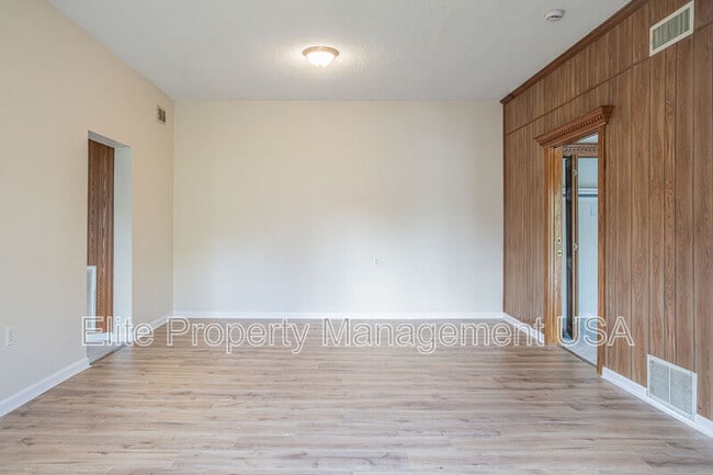 Building Photo - 3245 TN-61