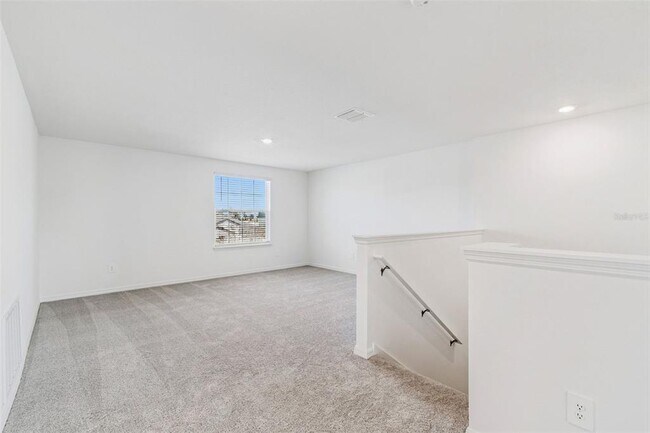 Building Photo - 1712 Tropical Oasis Ave