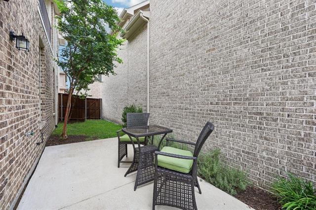 Building Photo - 508 Renaissance Ln