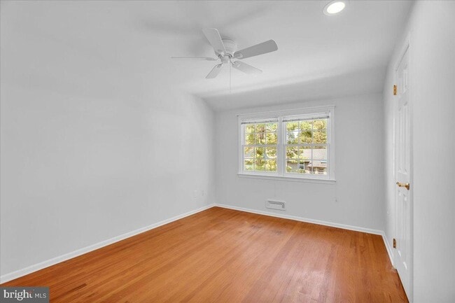 Building Photo - 118 Fenwick Rd