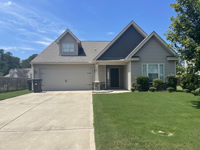 Building Photo - 903 Inman Dr