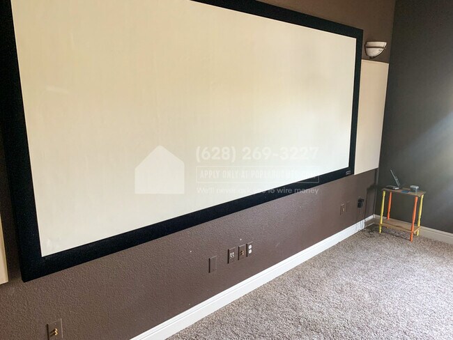 Building Photo - 2734 Macon Dr