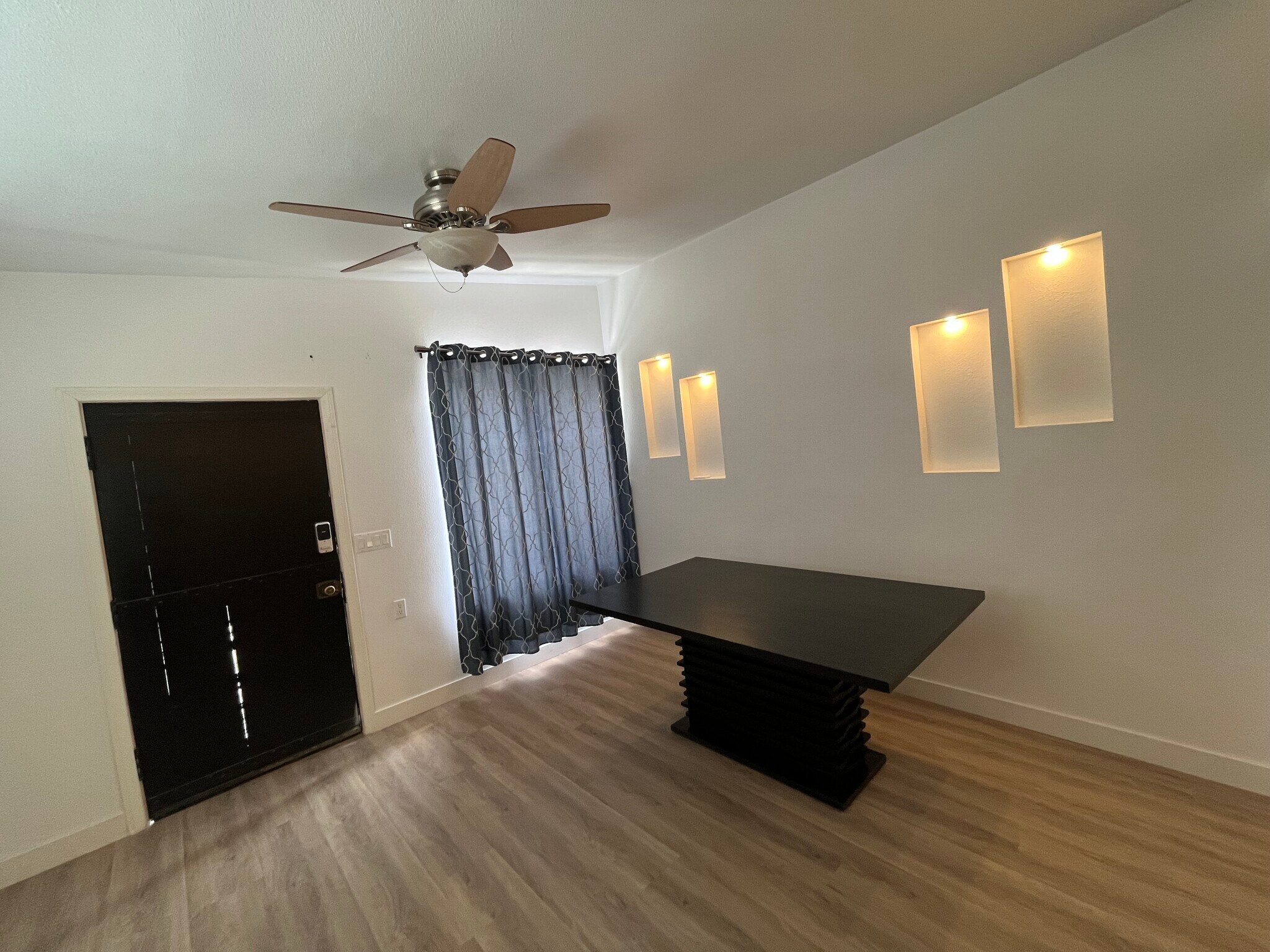 Building Photo - 11171 Cactus Dr