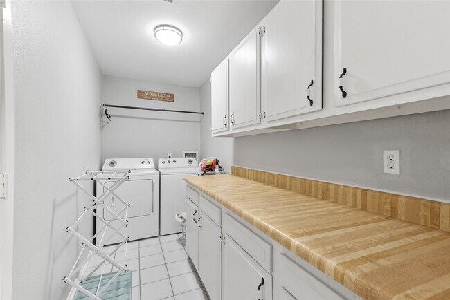 Building Photo - 105 Sweetgum Dr