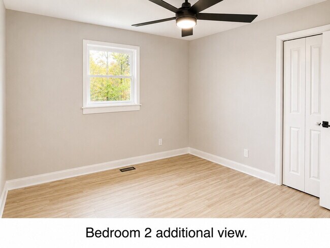 Building Photo - NO HOA!!! Pet Friendly!