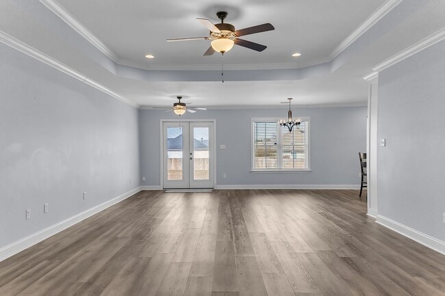 Building Photo - 5731 Shasta Pines Way