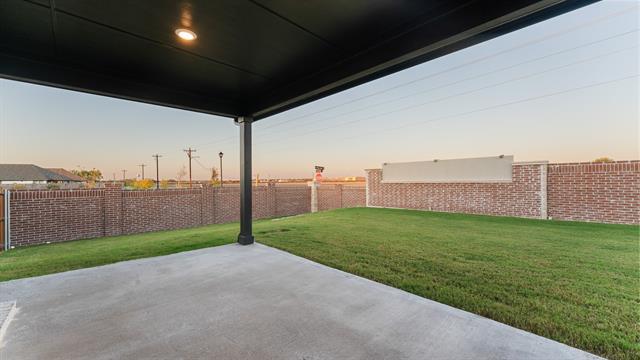 Building Photo - 1008 Chestnut Dr