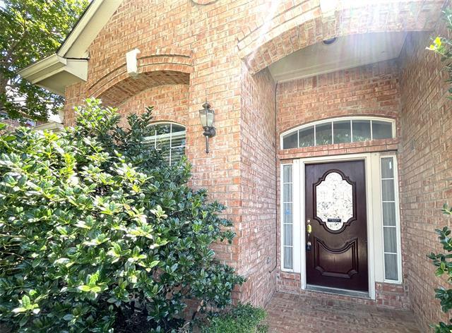 Building Photo - 4400 Avebury Dr
