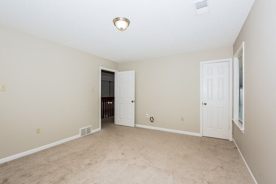 Building Photo - 8169 Cairn Dr