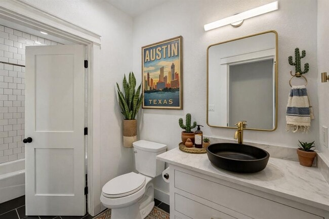 Building Photo - 416 Stagecoach Trail