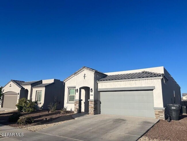 Building Photo - 1144 Morton Pl