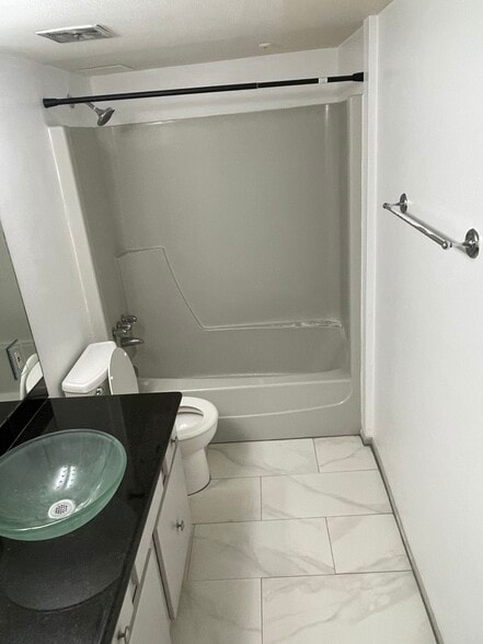 2nd Bathroom - 361 N Post Oak Ln