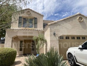 Building Photo - North Phoenix 4bed 2.5ba 2car POOL Oasis