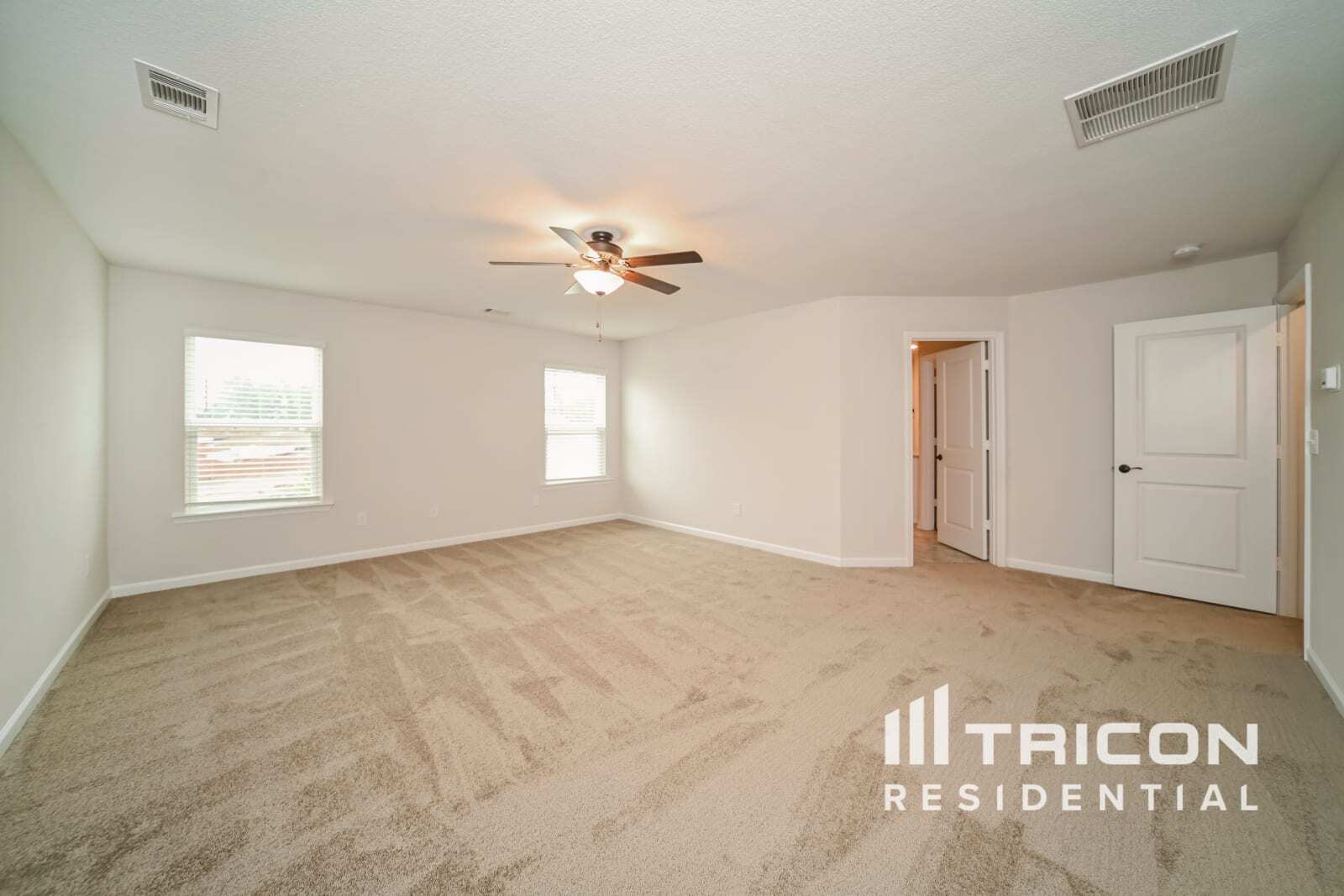 Building Photo - 966 Minden Terrace