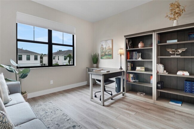 Building Photo - 12973 Pembroke Dr