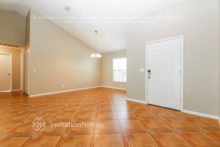 Building Photo - 9201 Rockrose Dr