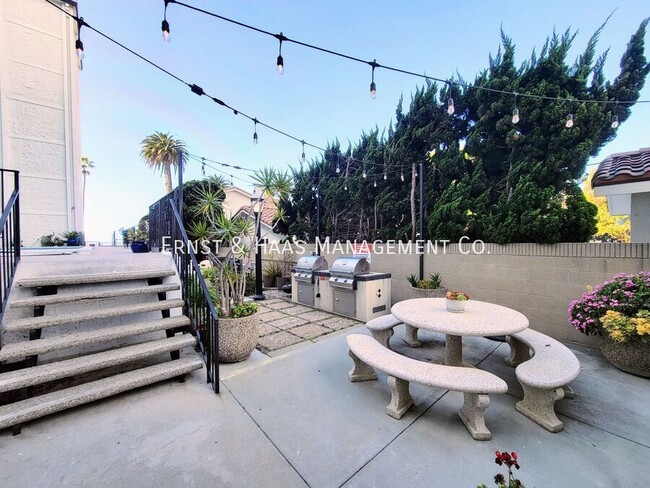 Building Photo - 2601 E Ocean Blvd
