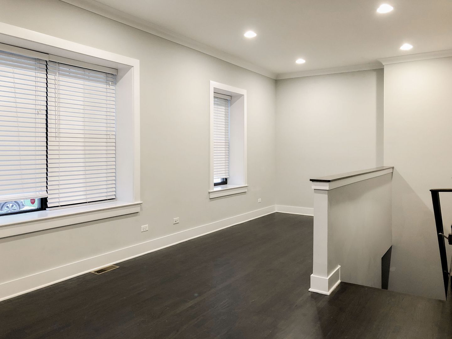 Building Photo - 1946 W Nelson St