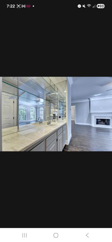 Building Photo - 4100 Deverell St