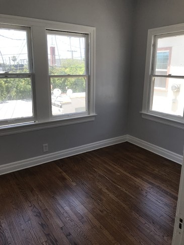 Bedroom - 1155 1/2 N Maryland Ave