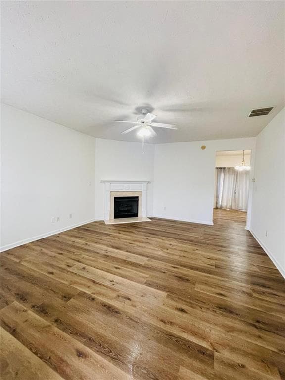 Building Photo - 3709 Hutchinson Trace Dr