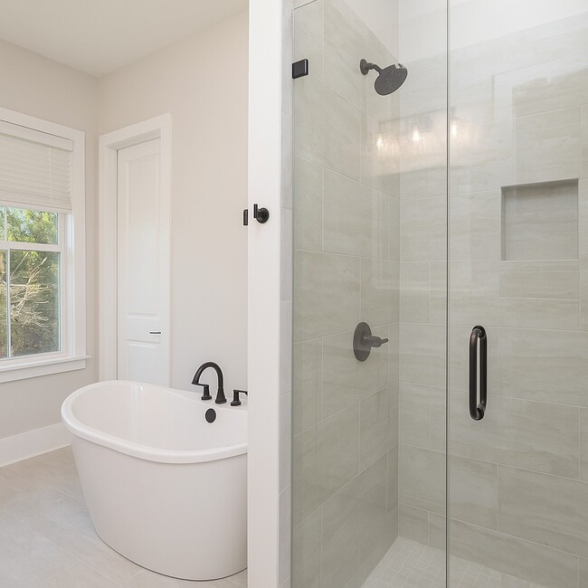 Building Photo - 55 Greystone Ct