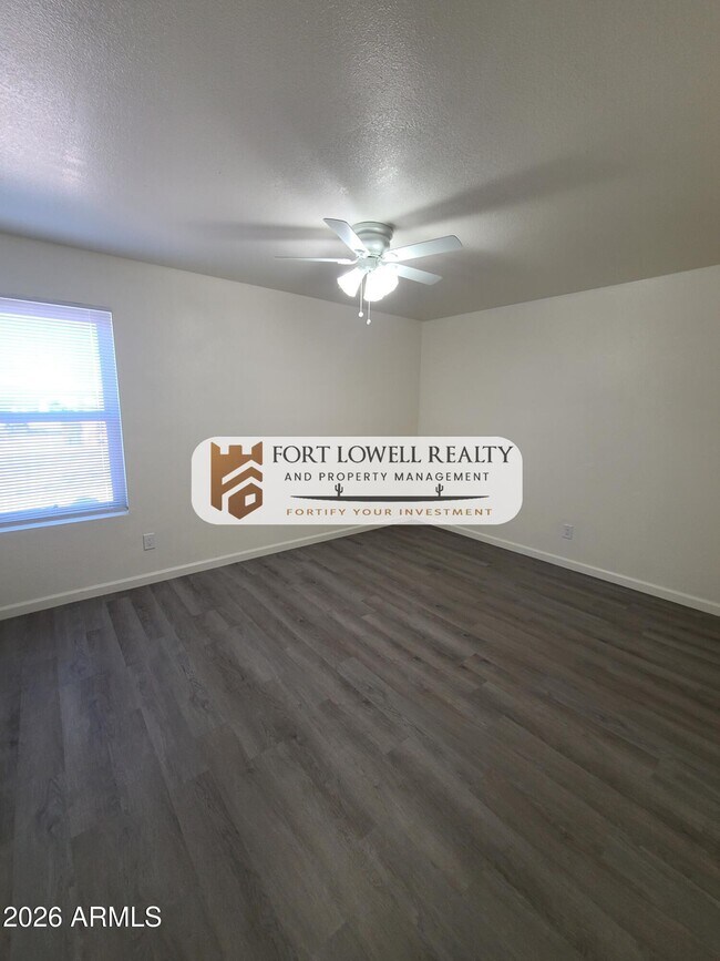 Building Photo - 11350 W Tennessee Ave