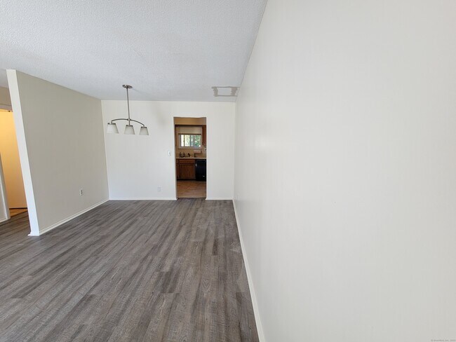 Building Photo - 48 Sutton Pl