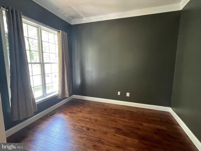 Building Photo - 514 Gentlewood Square
