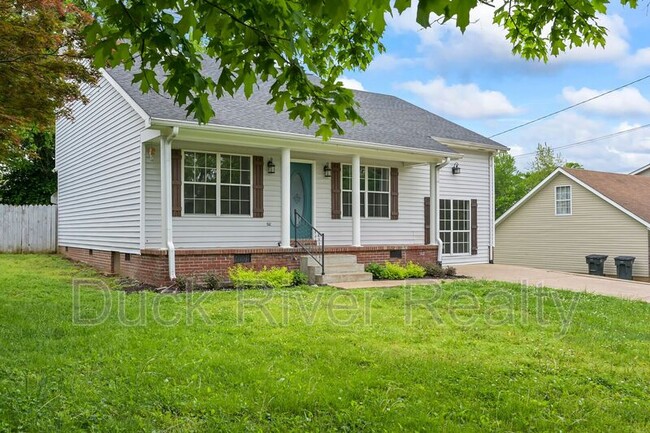 Primary Photo - 1712 University Dr