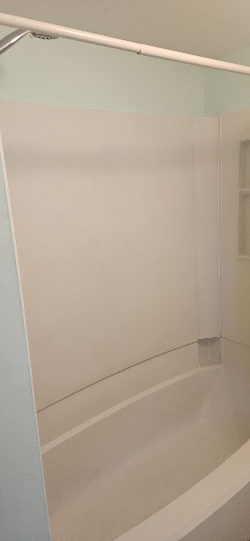 Building Photo - 225 Bay Ave