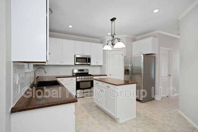 Building Photo - 4508 Brush Creek Dr