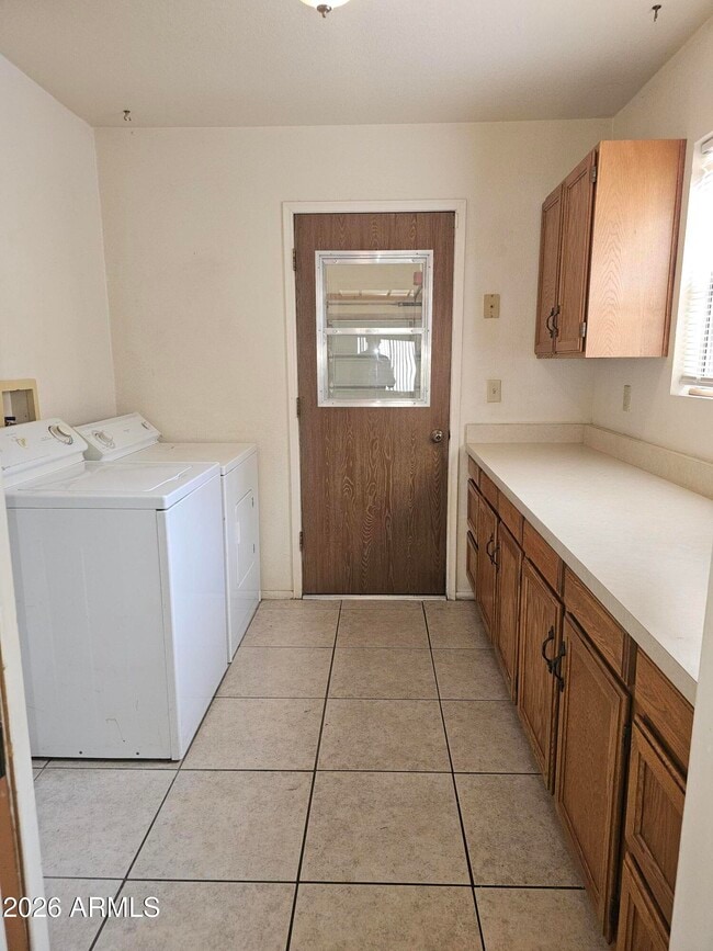 Building Photo - 1830 Paseo De La Luna