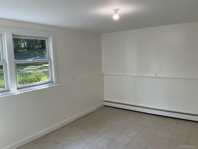 Building Photo - 3 Ehret Dr