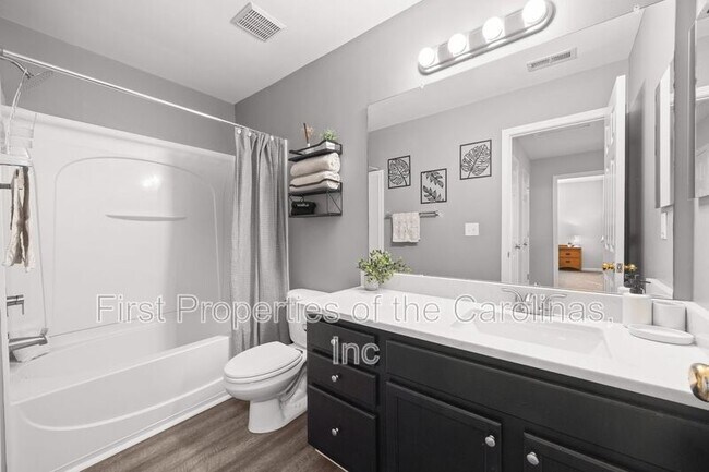 Building Photo - 16865 Timber Crossing Rd