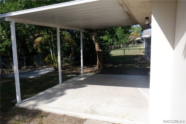 Building Photo - 7234 Cherry Laurel Dr