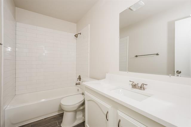 Building Photo - 617 Faye St