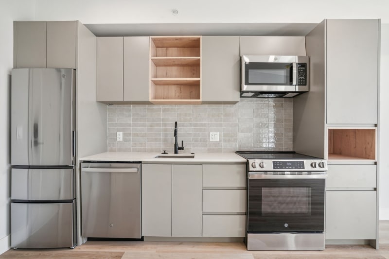 Building Photo - 3748 Lancaster Ave