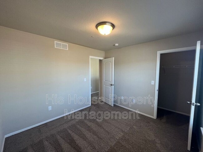 Building Photo - 5551 W 29th St