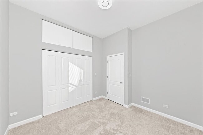 Building Photo - 2020 W Pierce Ave