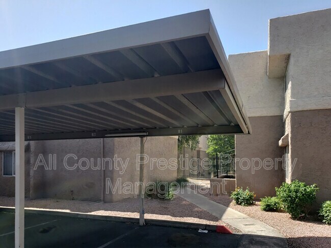 Building Photo - 4554 E Paradise Village Pkwy N