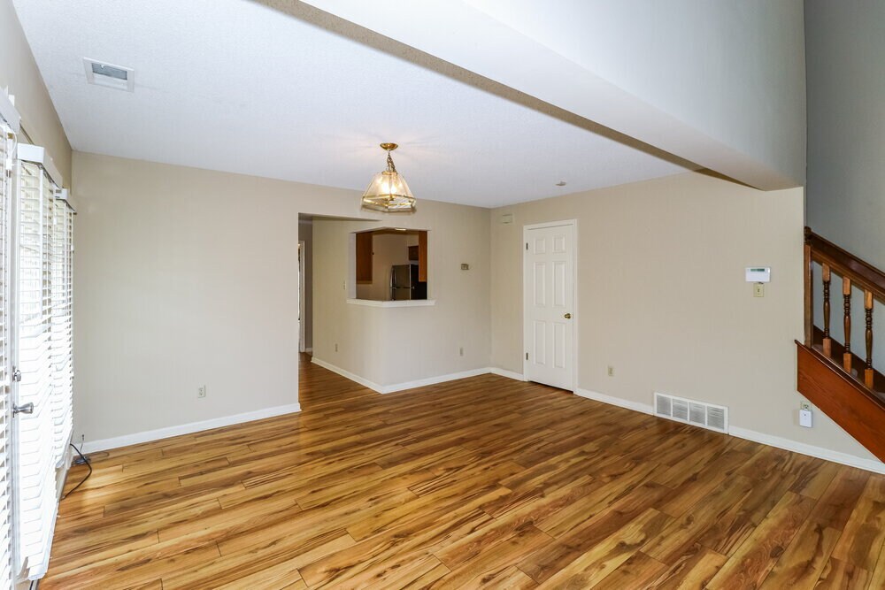 Building Photo - 1611 Oaken Bucket Dr