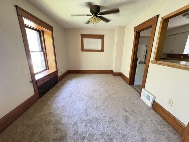 Building Photo - Comfortable 3-Bedroom Akron Home with Appliances Included