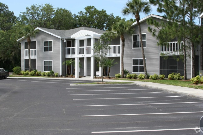 Building Photo - Glenbrooke